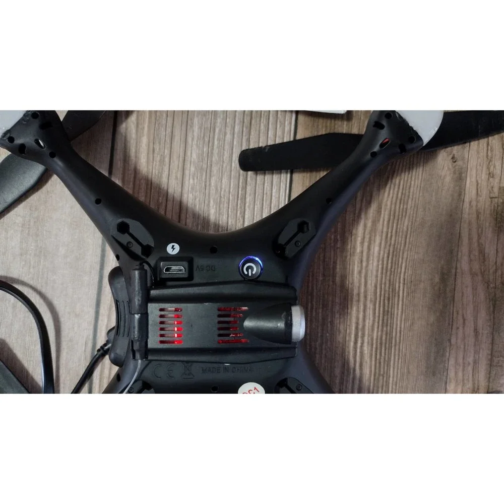 Holy Stone HS1100 FPV RC Drone! 1080P Camera! W/Case!